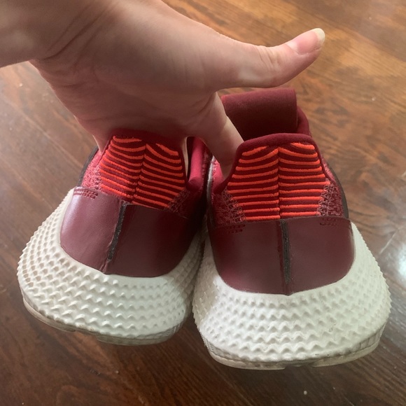 Adidas Prophere Trace Maroon sneakers - Picture 4 of 5